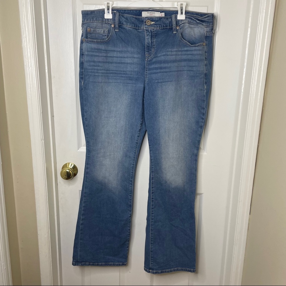 Torrid Slim Boot Cut Size 18S Jean